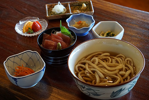 まぐろ小丼セット