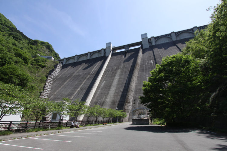 浦山ダム