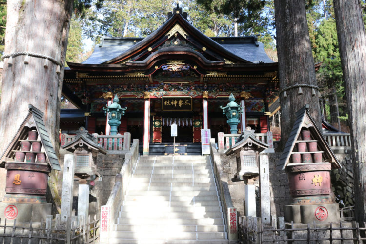 三峯神社